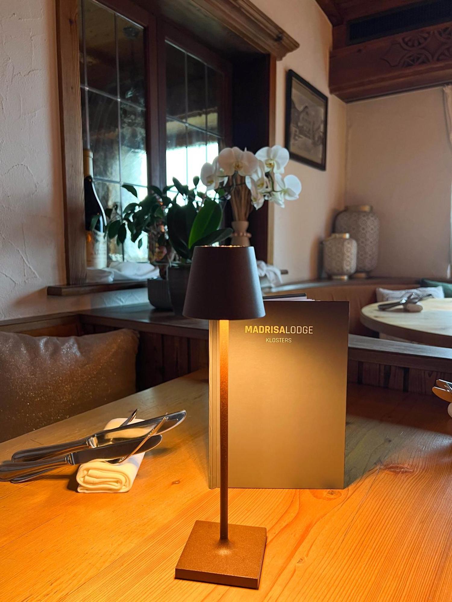 Madrisa Lodge โคลสเตอร์ ภายนอก รูปภาพ