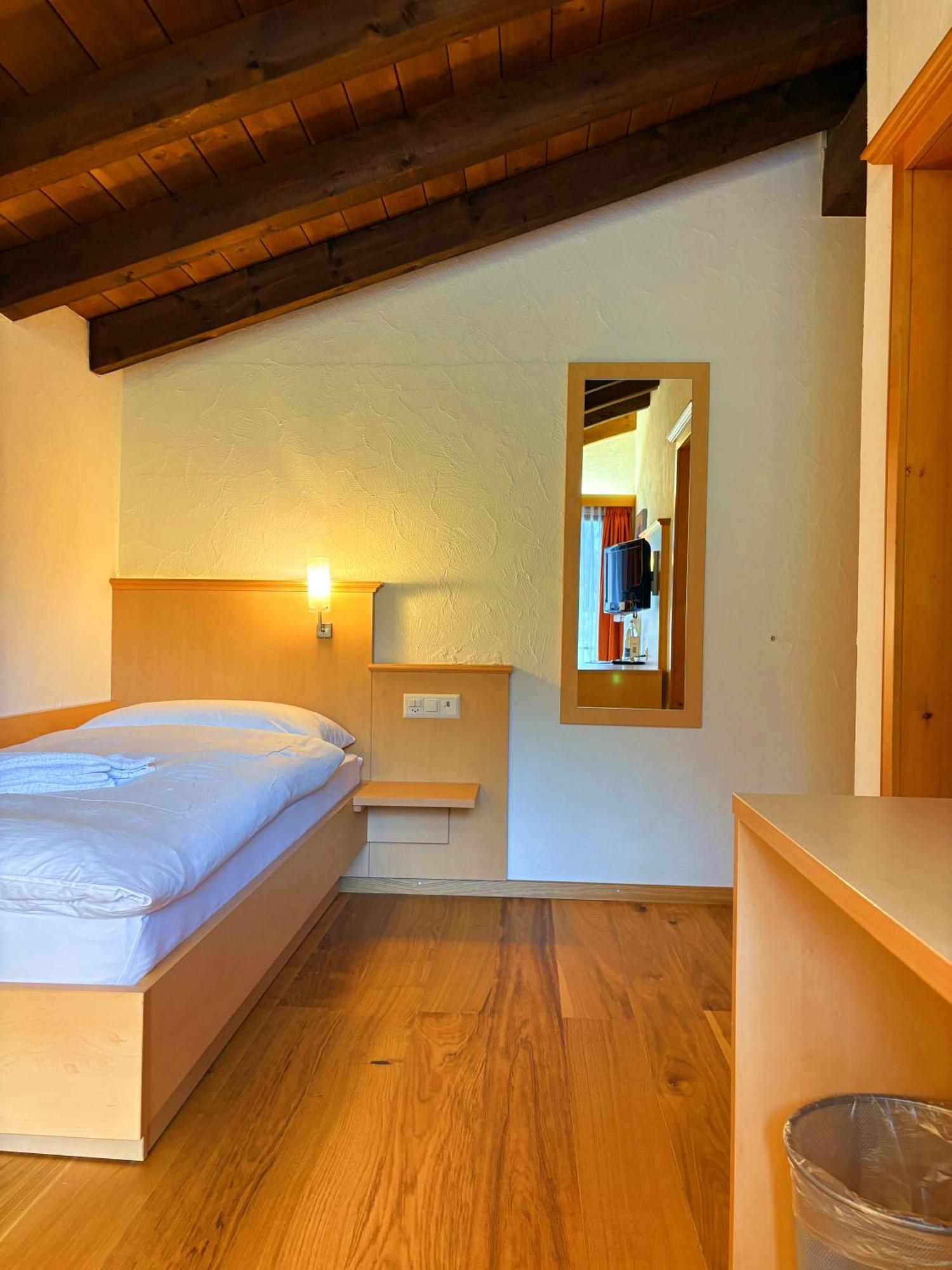 Madrisa Lodge โคลสเตอร์ ภายนอก รูปภาพ