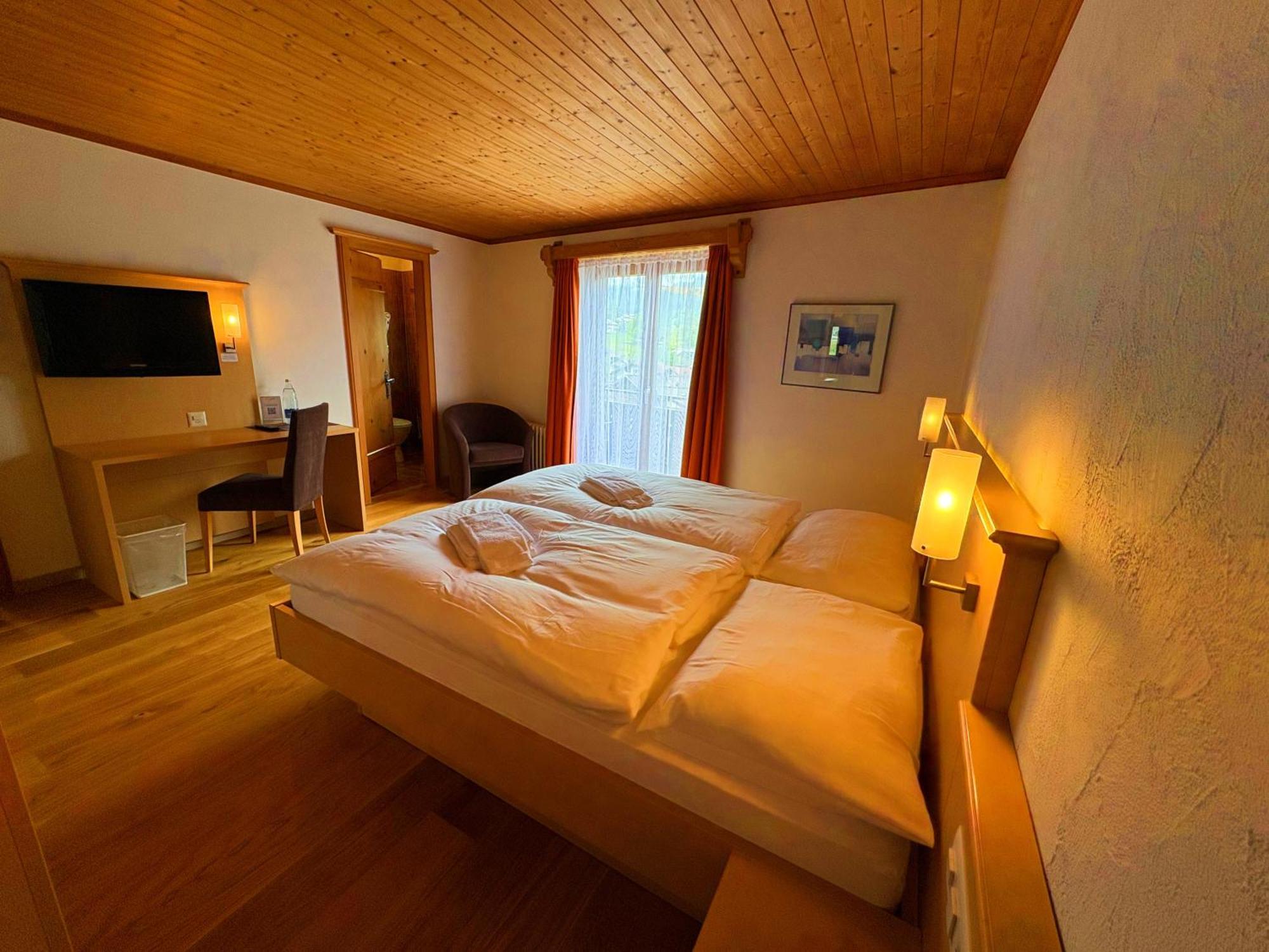Madrisa Lodge โคลสเตอร์ ภายนอก รูปภาพ